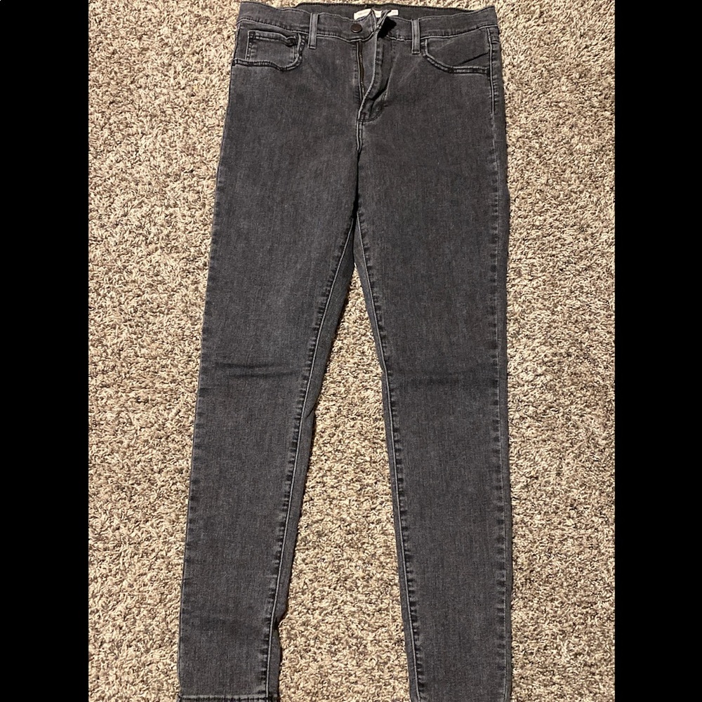 Levi’s 720 high rise super skinny jeans